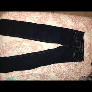 Dark wash American eagle jeans